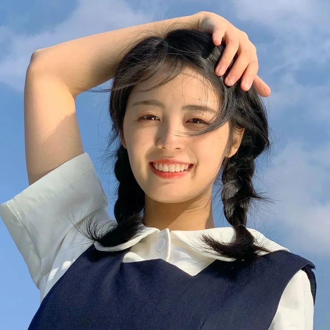 有没有特别适合夏天用的好看的女生头像? - 知乎