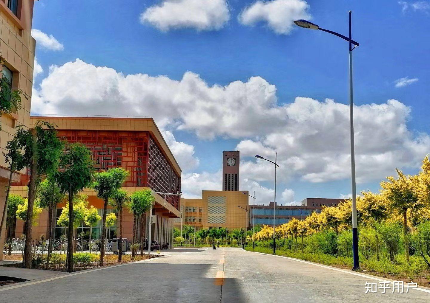 喀什大学有哪些美丽风景