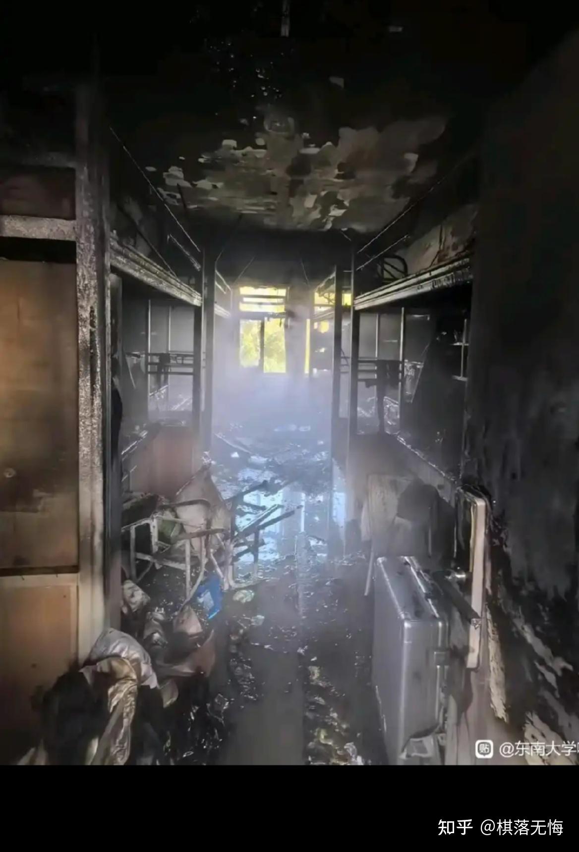 如何看待河南女大学生宿舍自缢身亡,曾因使用「热得快」引起火灾被