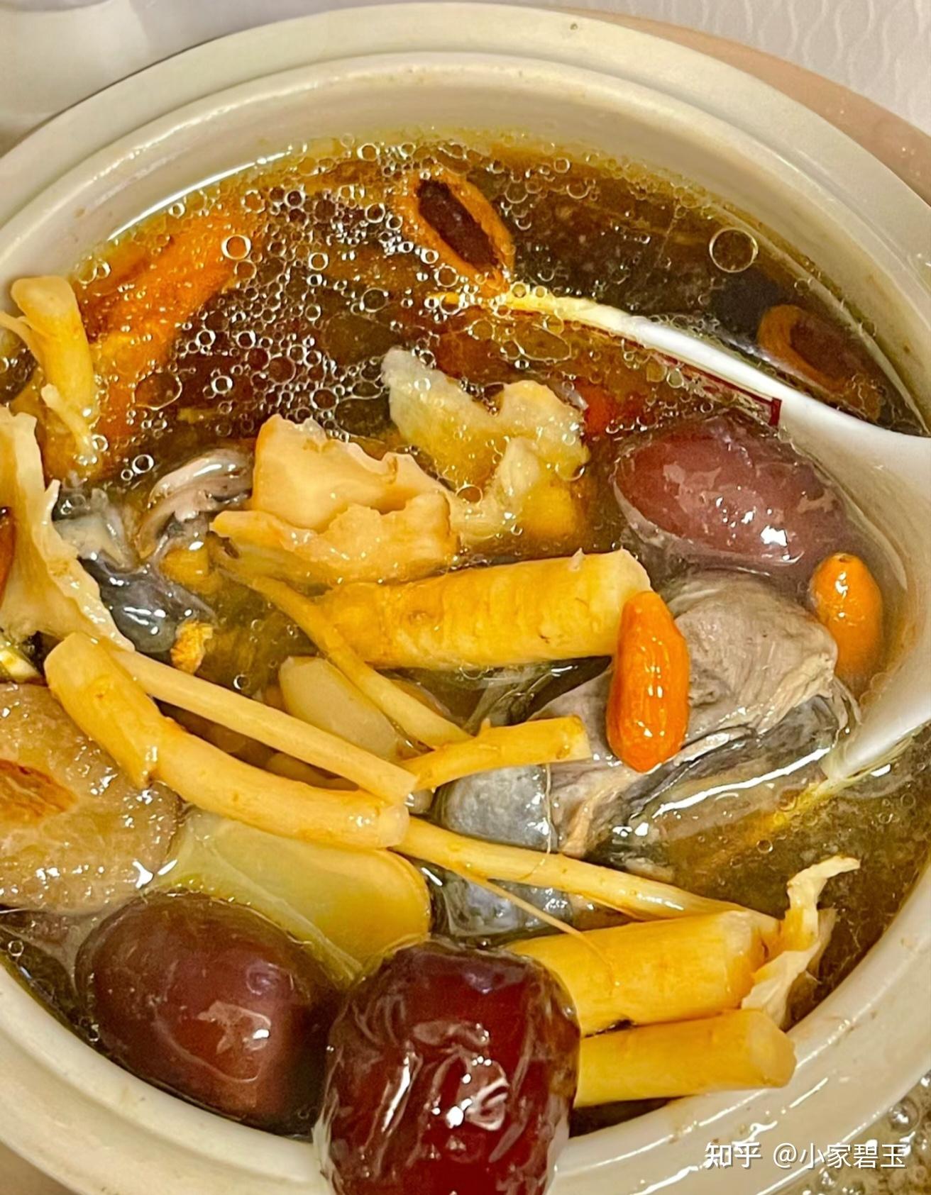 就这一碗当归红枣炖乌鸡汤,谁见了不爱!