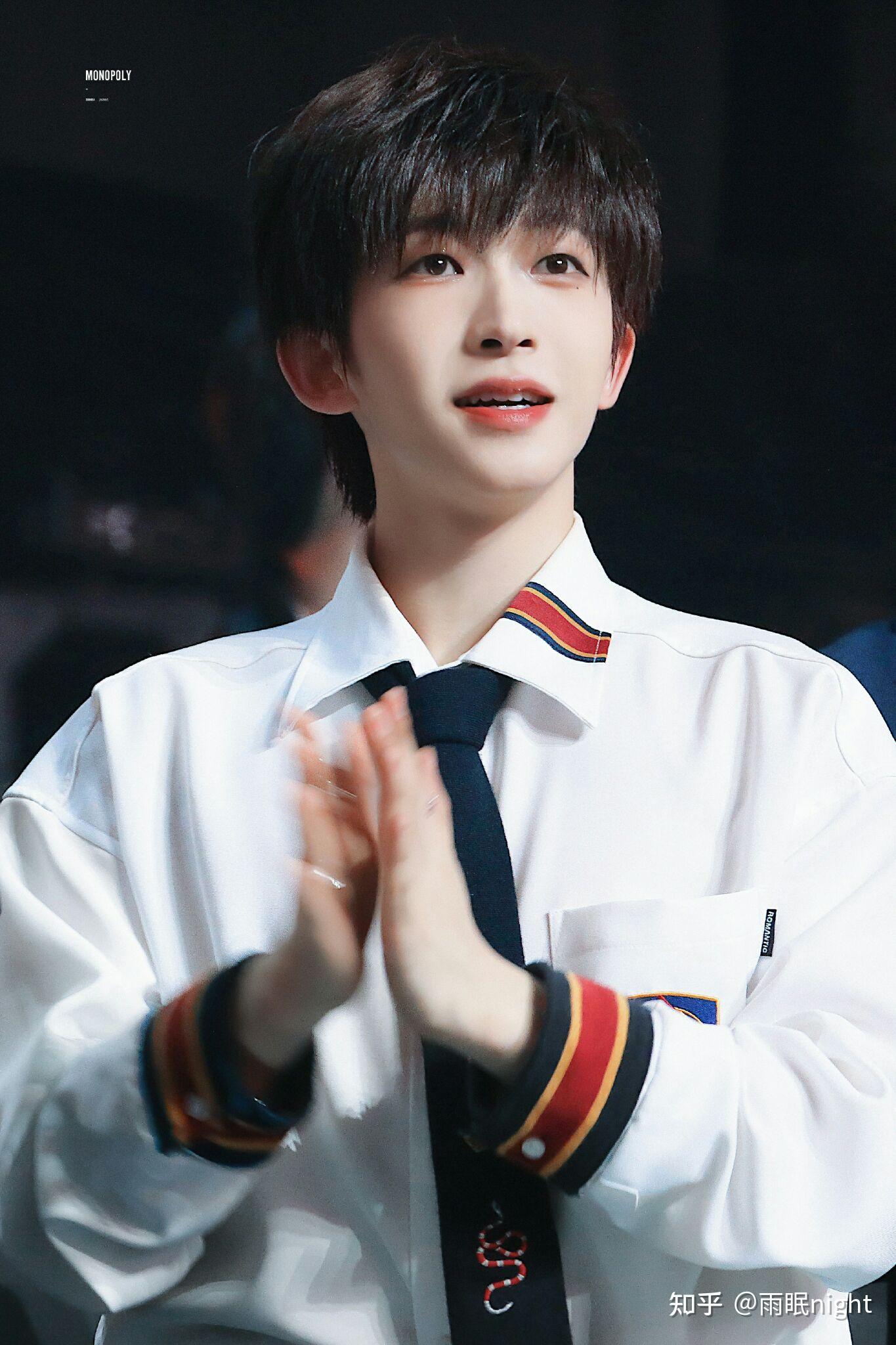 有没有觉得刘宇特别惊艳的图片呀