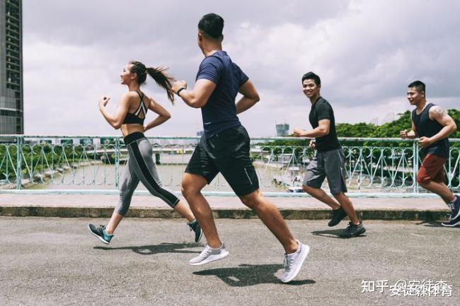 该如何跑得慢? 专家提醒跑快的关键是学会慢慢跑 - 知乎
