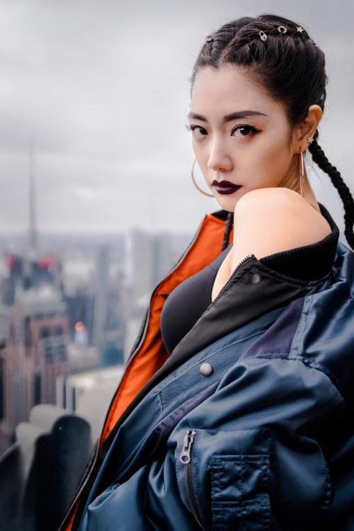 韩国女星李成敏是不是糊了? - 知乎