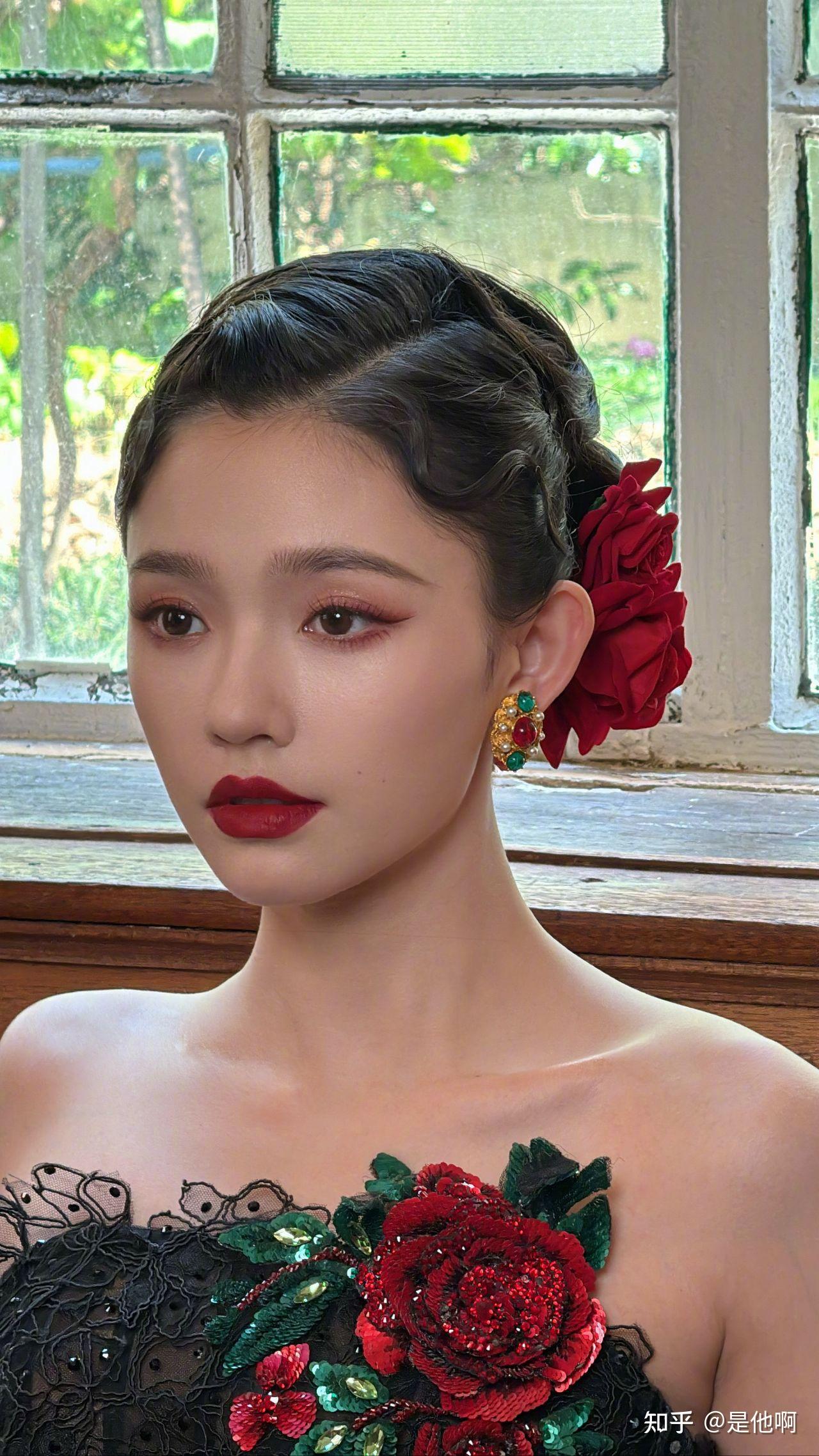 为什么艺人林允的人气很高?