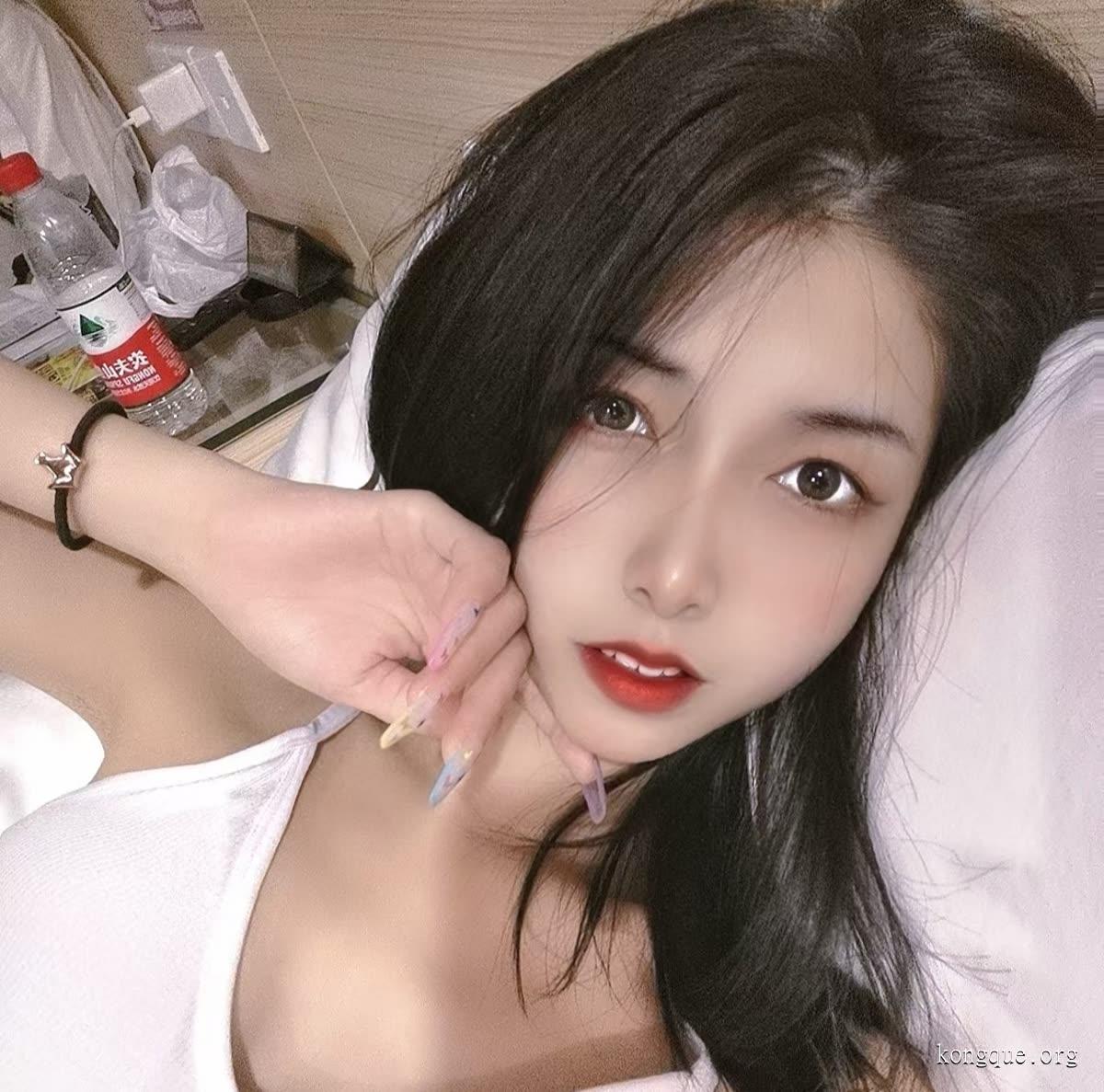 图片[5]-鱼鱼足影 – 全套足袜写真&视频[91期-2024.8]-佳人吧