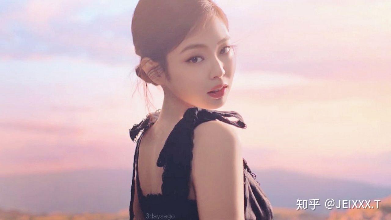 有哪些jennie的背影图片