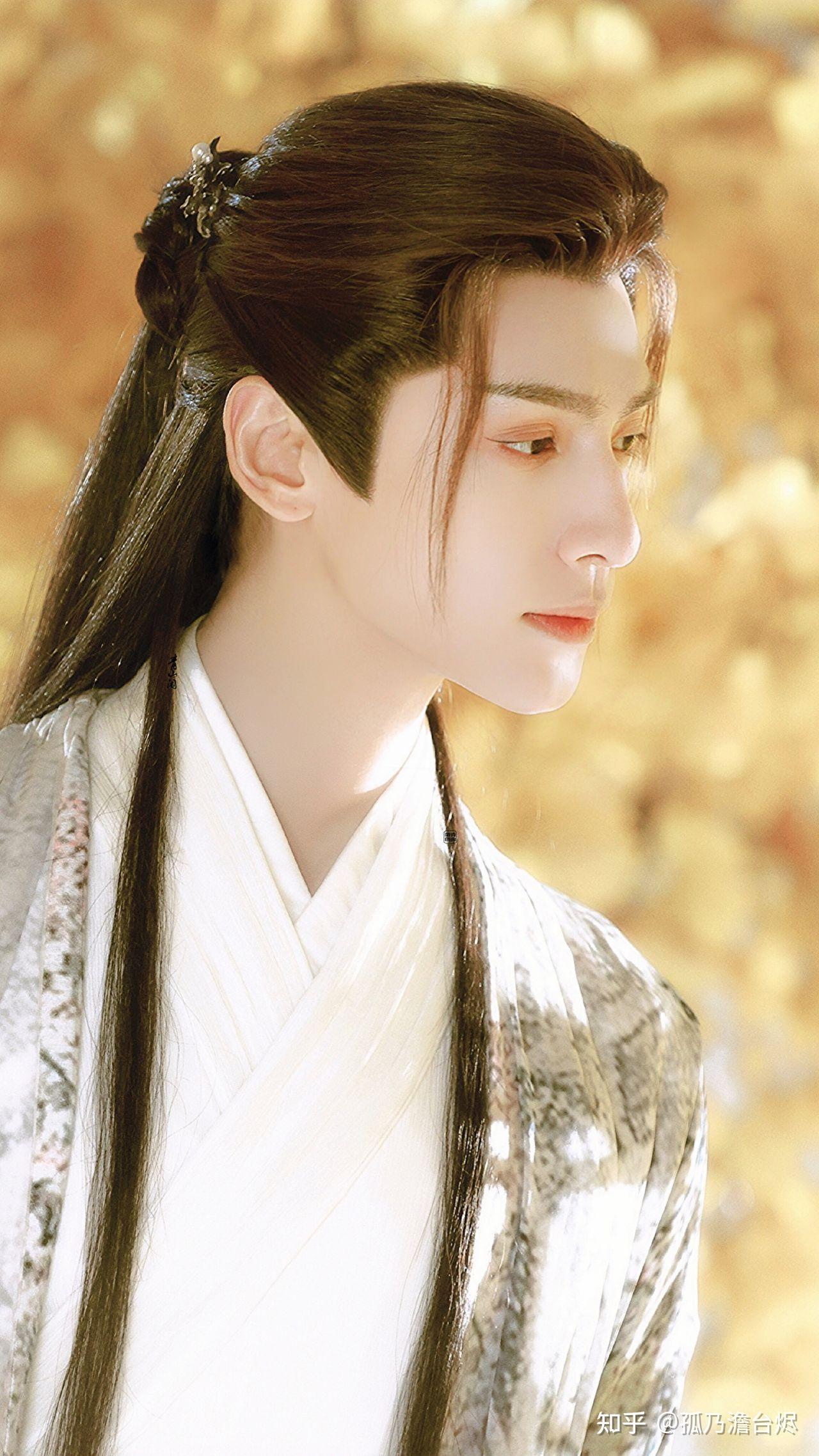 大家觉得瘦下来的长月烬明里面的古装男神罗云熙好看吗? - 知乎