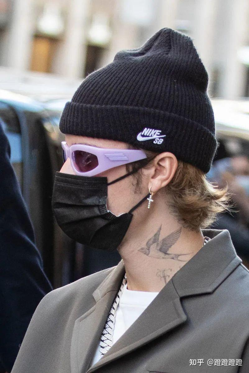 如何评价贾斯汀比伯的holdon