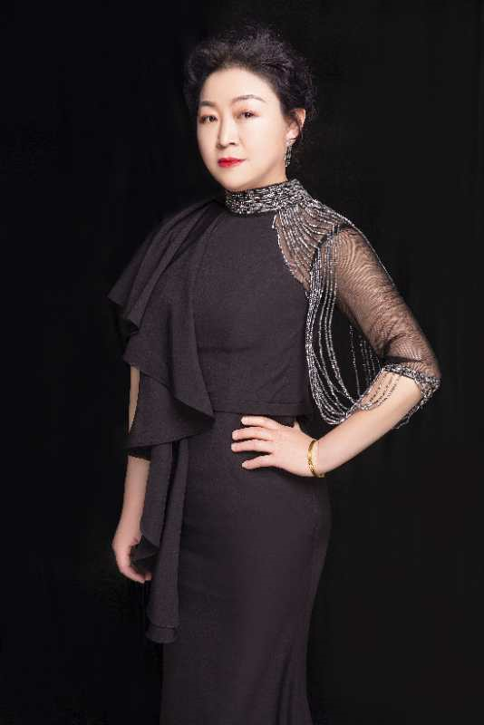 认识美业人物纹绣师董英