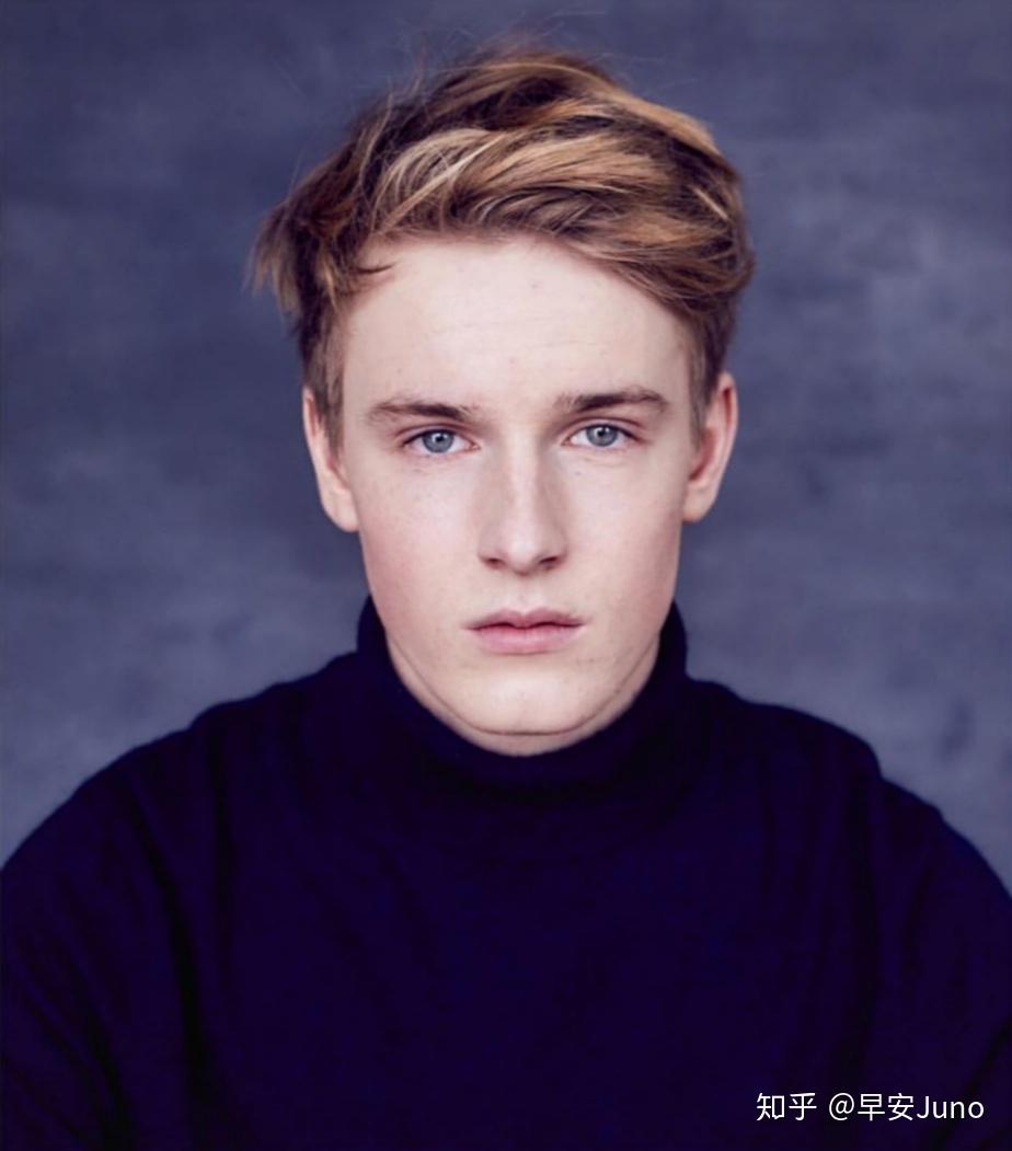 求告诉几个帅气的德国男星91或者好看的德国电影