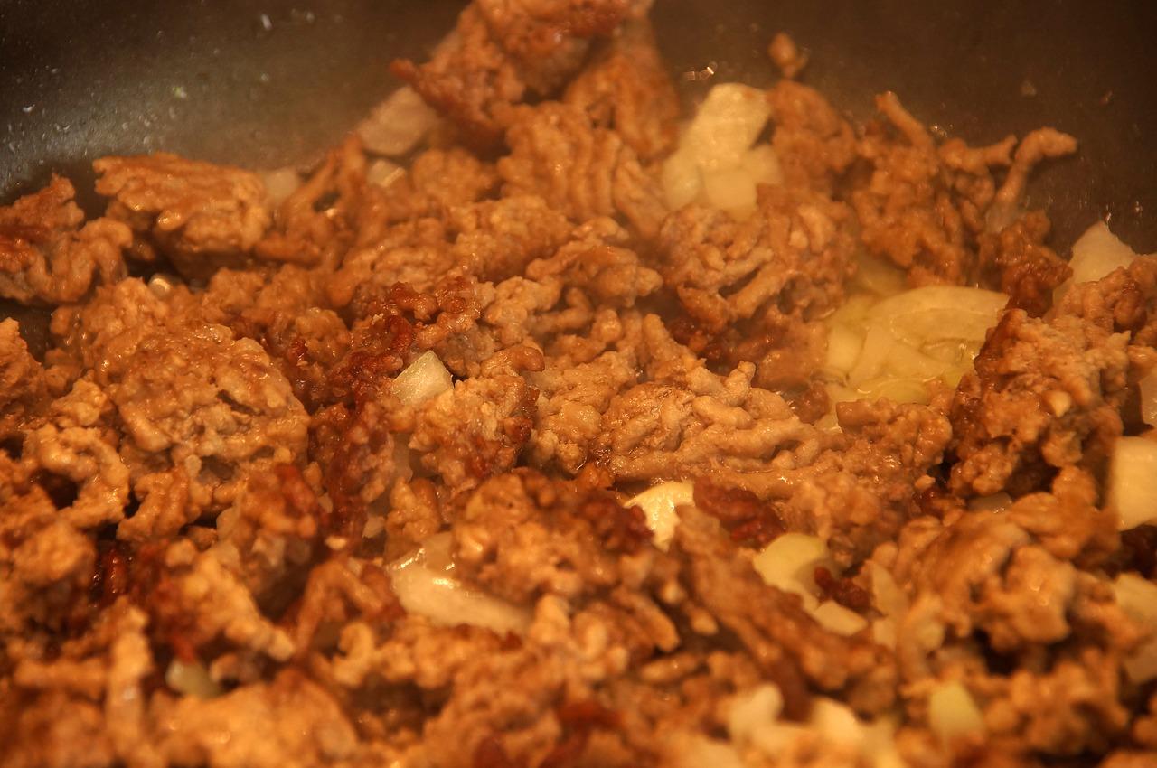 3. 使用海绵擦拭