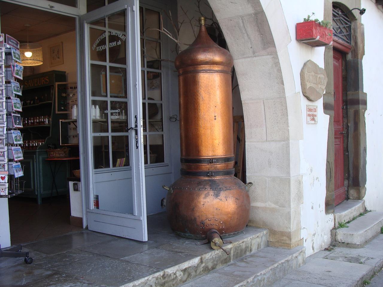 2. 喜茶新街口分店