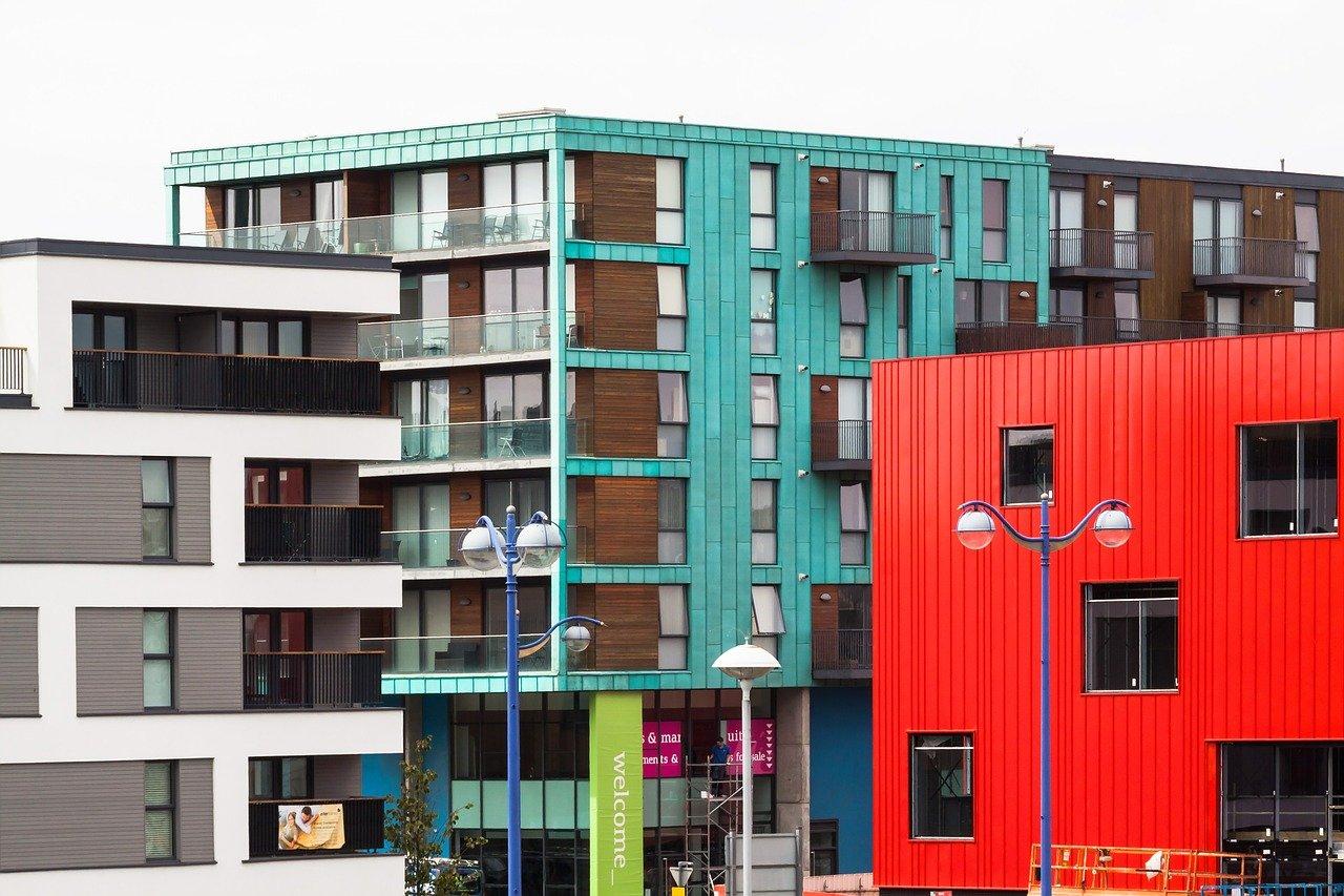 4. 融合当地文化