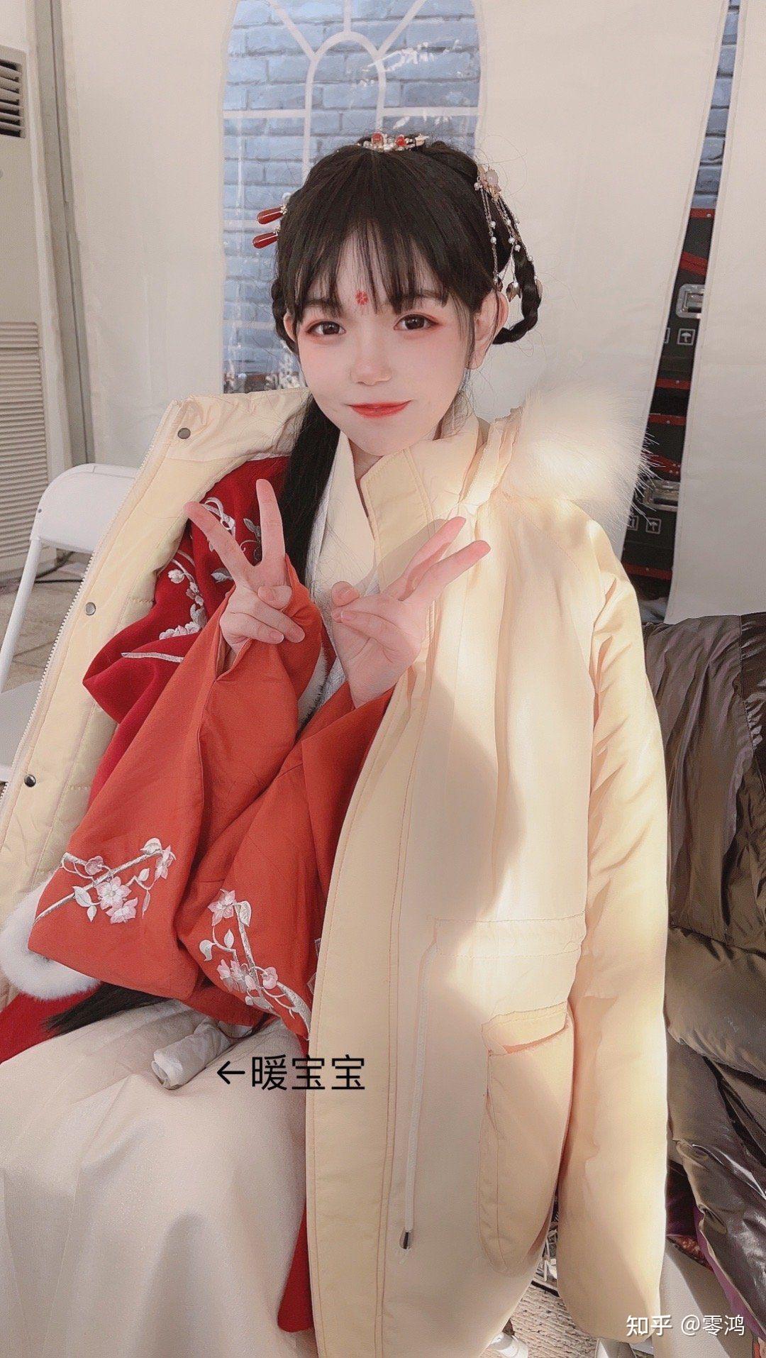 封茗囧菌的线下和微博的照片差别大码吗各位线下见过的可以说一下嘛