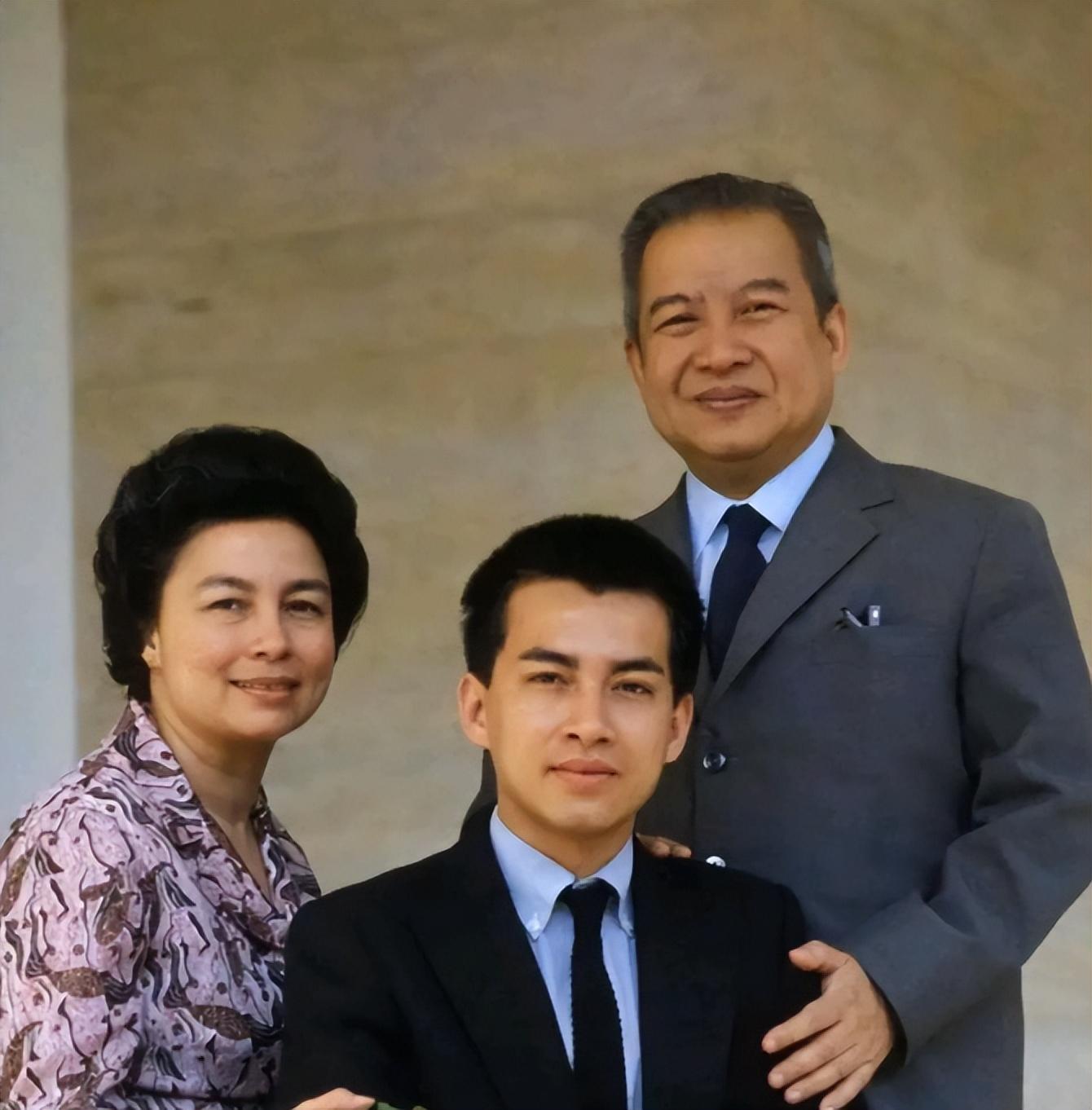 美男国王西哈莫尼：热爱中国爱跳舞，中年被迫继位，70岁至今不婚- 知乎