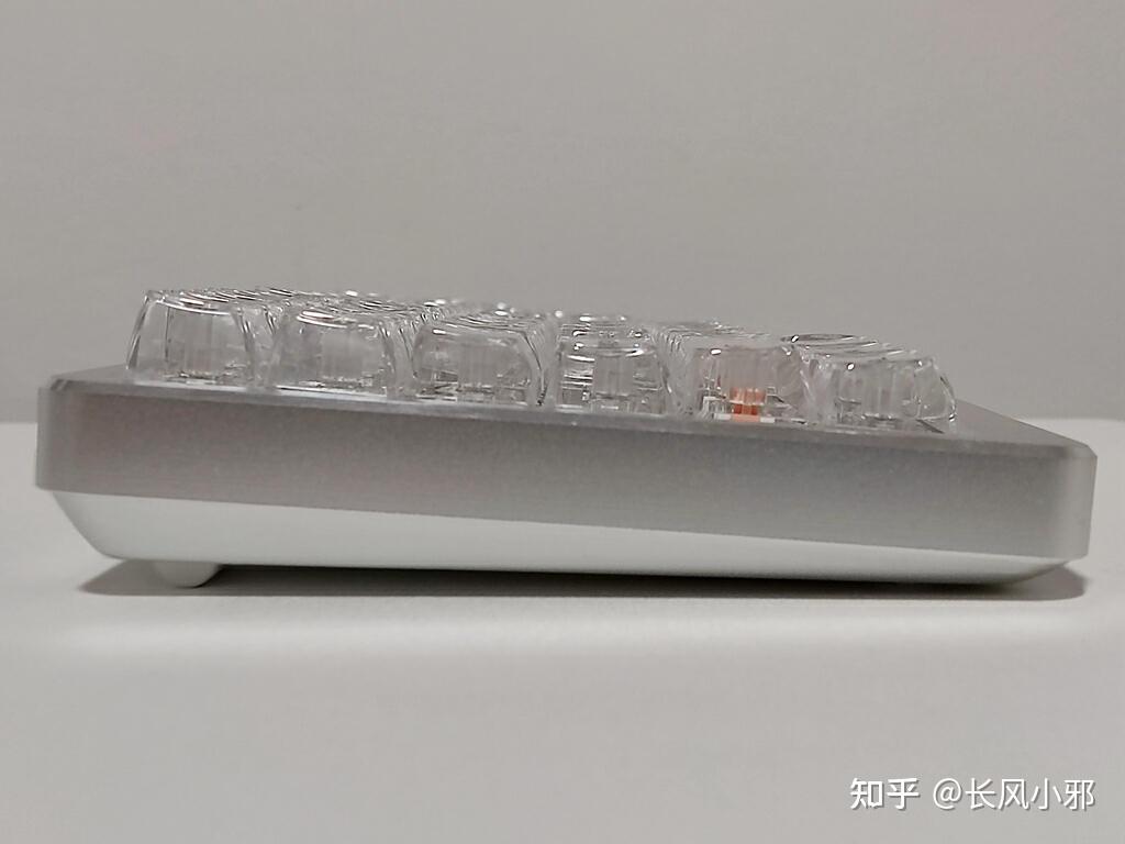全铝机身 三模 热插拔轴 RGB灯光 —爱国心GK83机械键盘上手体验 - 知乎