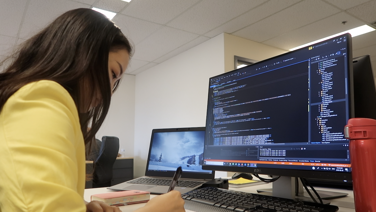 四点下班?加拿大程序员小姐姐 跟我过一天 工作日常 - 知乎