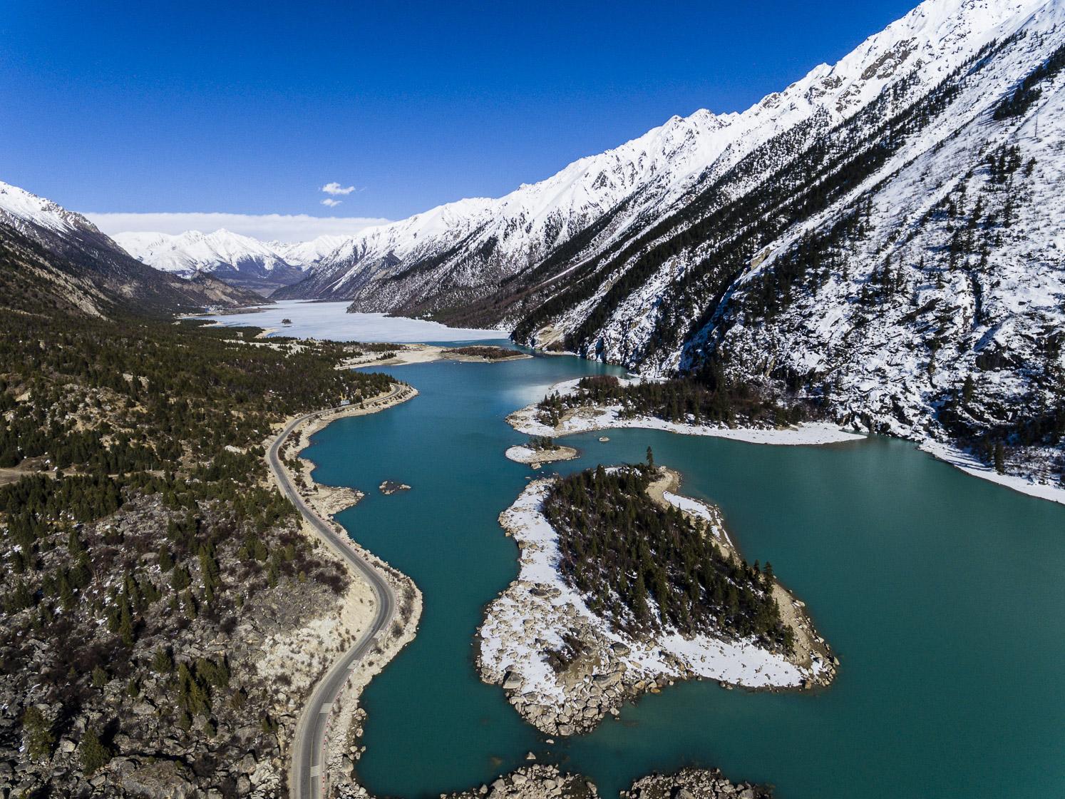 昌都「然乌湖」是一个什么景点,有哪些吸引人的地方和游览建议?