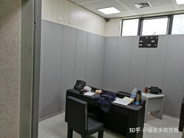审讯室防撞软包:安全新选择,打造人性化审讯环境 - 知乎