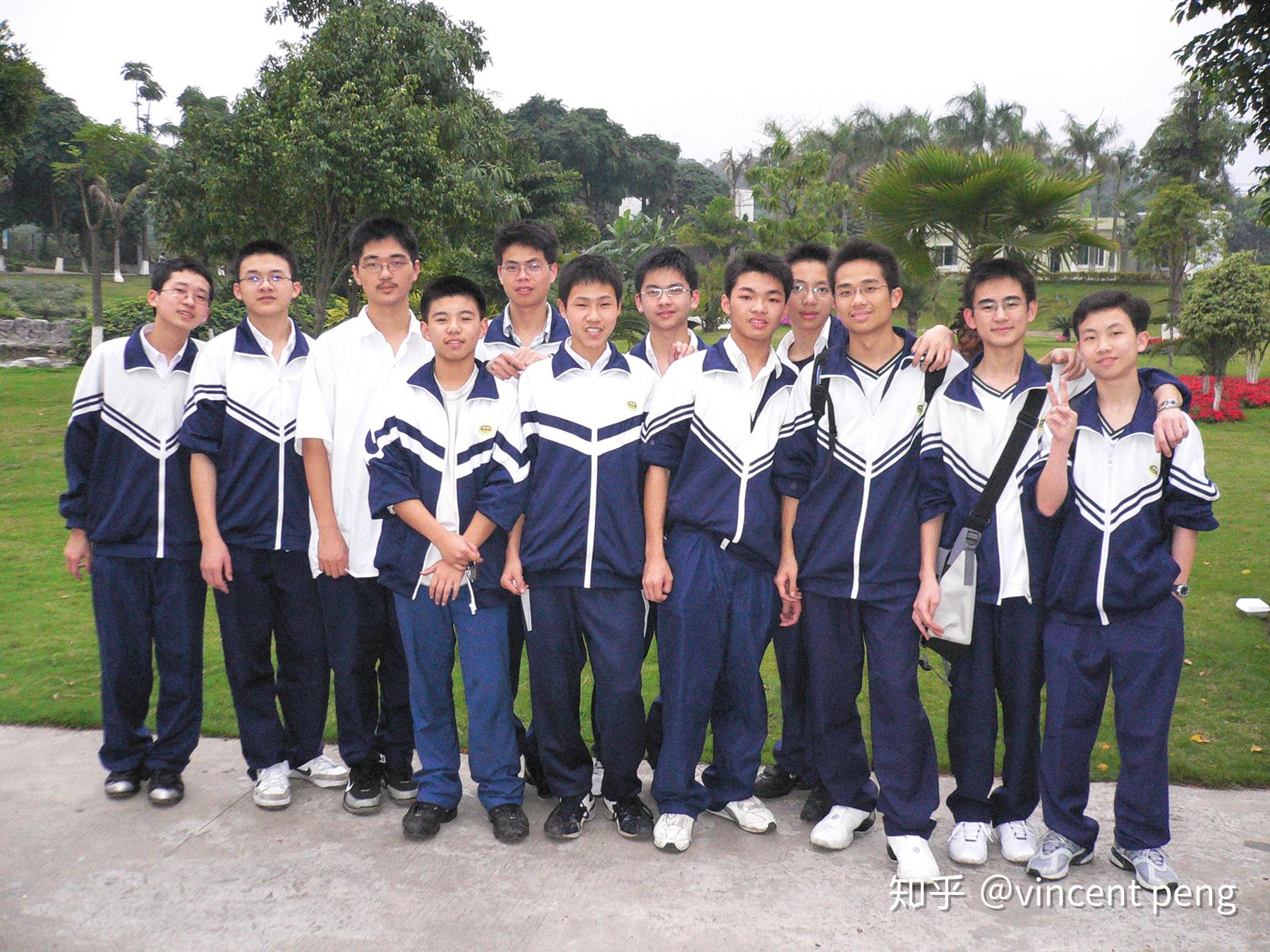 我校隆重举行2018级高一军训会操表演-徐州市第二中学