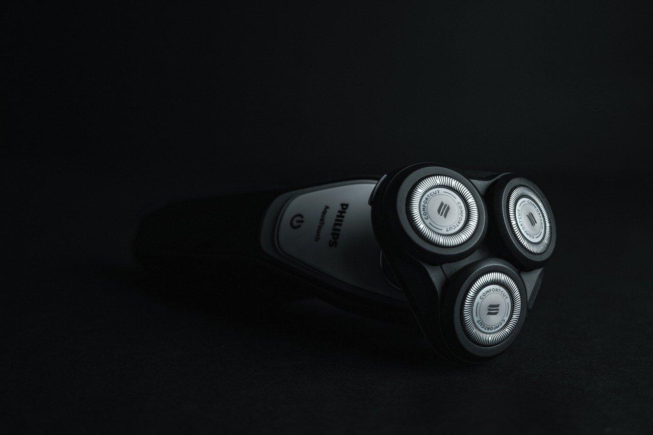 怎么给电动剃须刀消毒