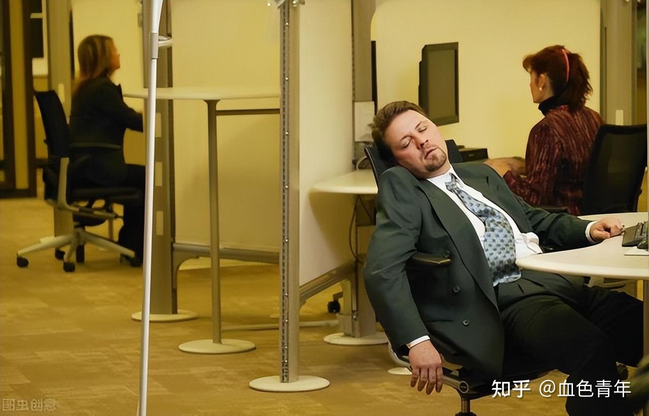 如何看待"徐文秀"式干部,"侧卧式","小油条"等一系列网络热词的发明人