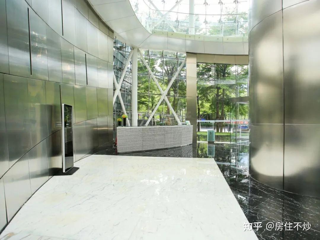 新世界商务中心，深圳城市更新升级，福田CBD的后花园 - 知乎