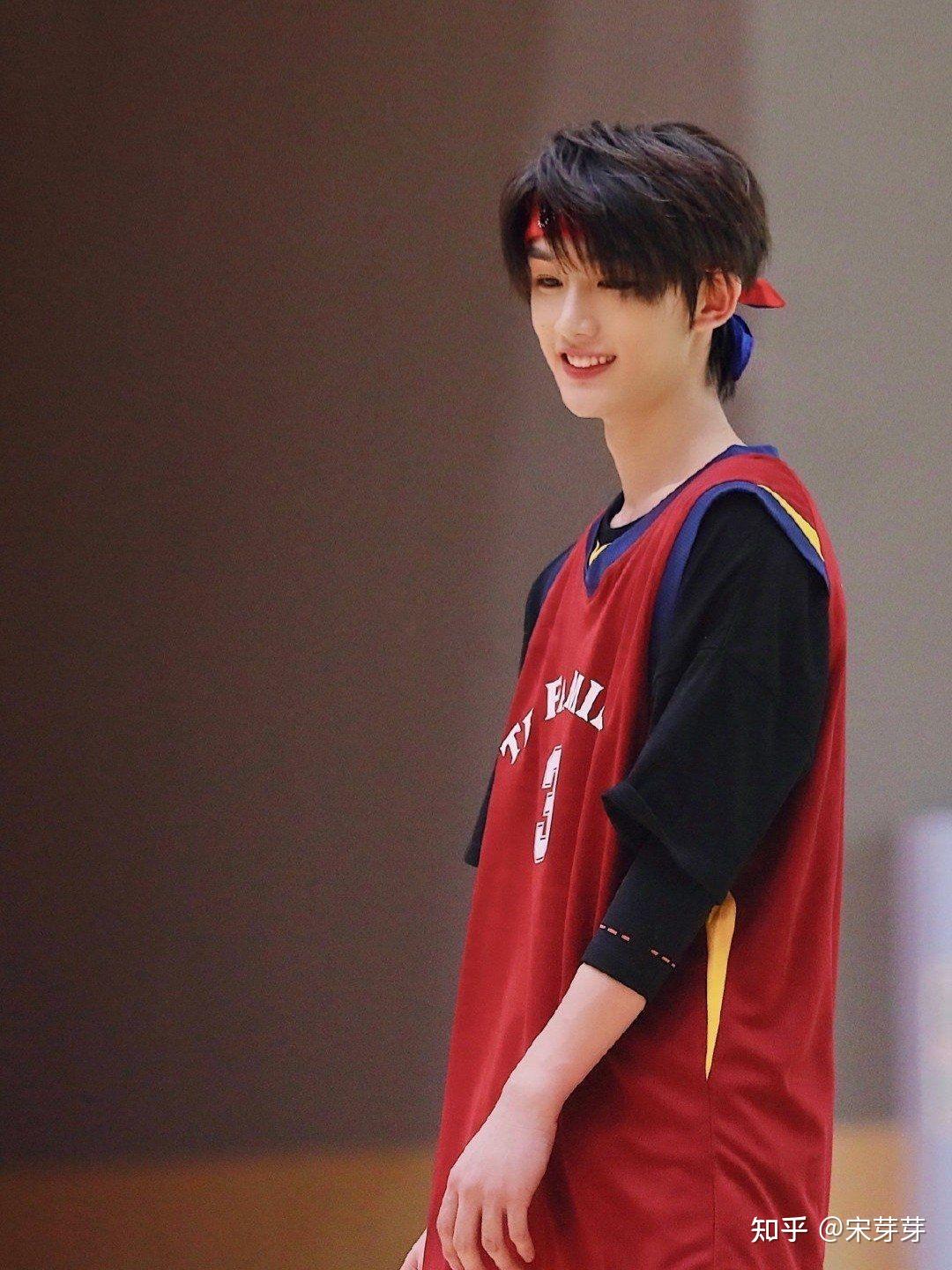 能分享一些tnt七个人的帅照吗? - 知乎