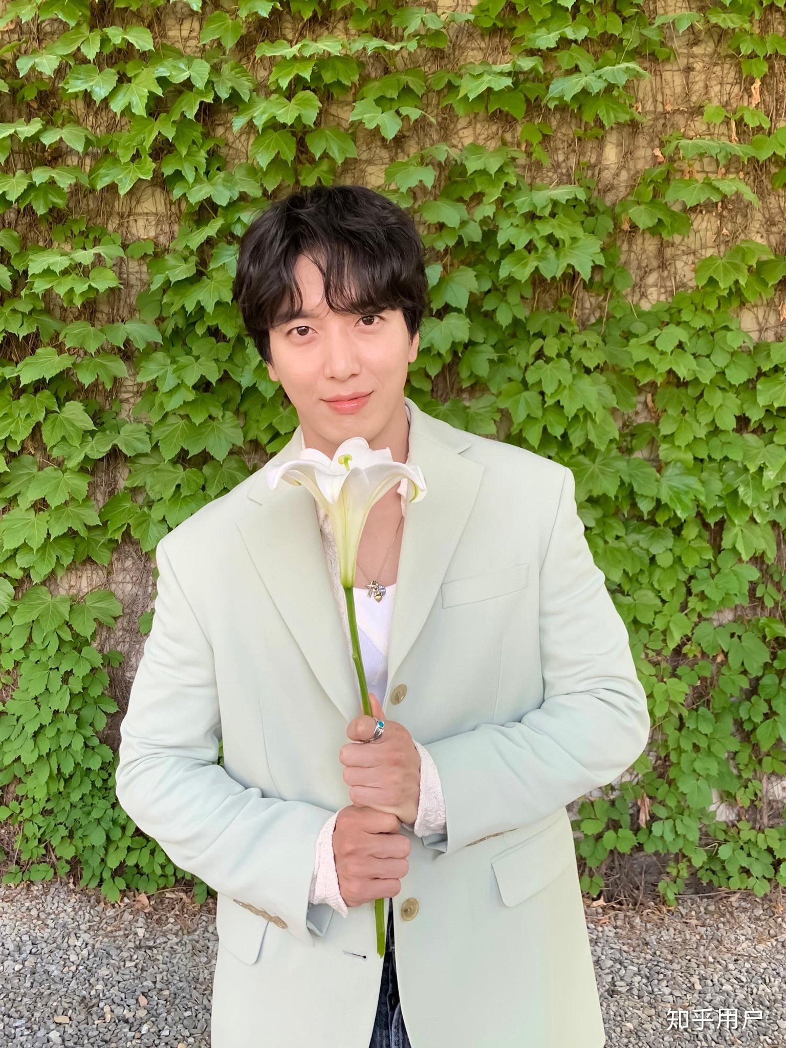 没人扒郑容和姜敏京吗? - 知乎