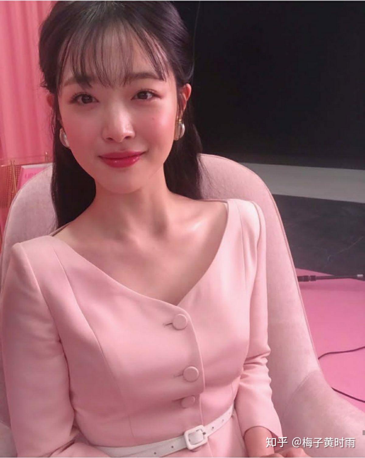 崔雪莉生前有哪些漂亮的写真,自拍照片? - 知乎
