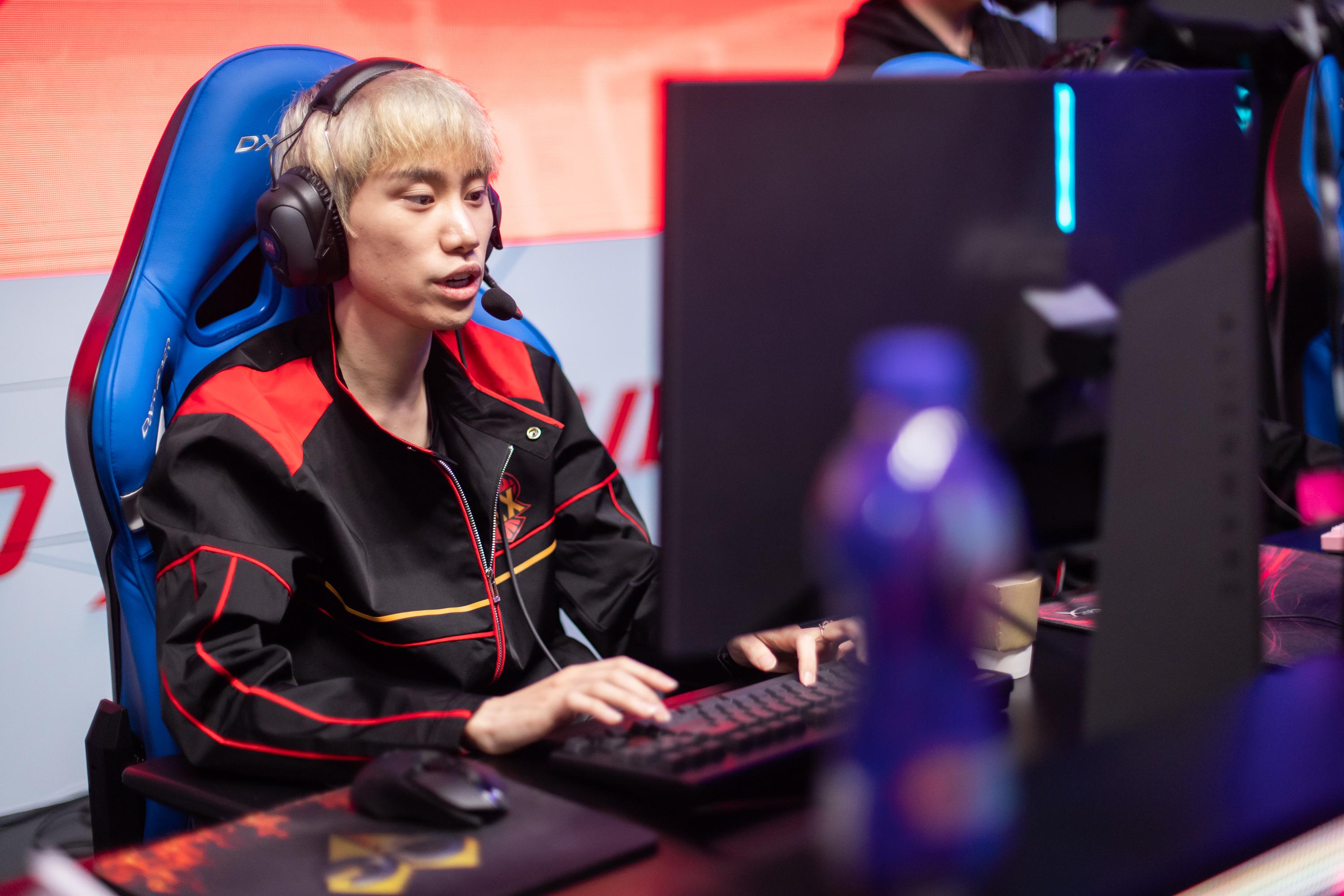 怎么看待doinb是自带体系的选手