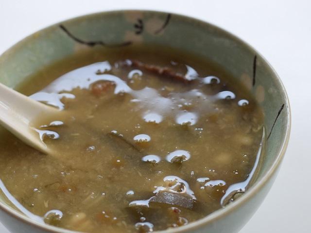 中式甜品臭草绿豆糖水│悦目厨房