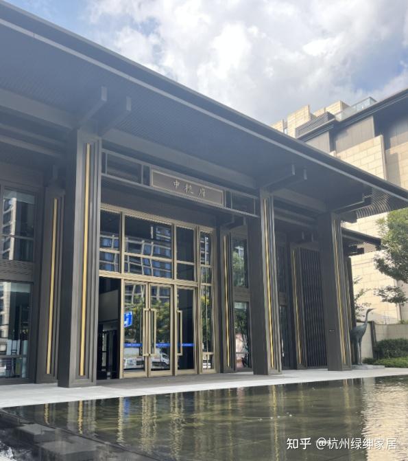 绿绅家居 | 平安喜乐—中杭府160m²全案 - 知乎