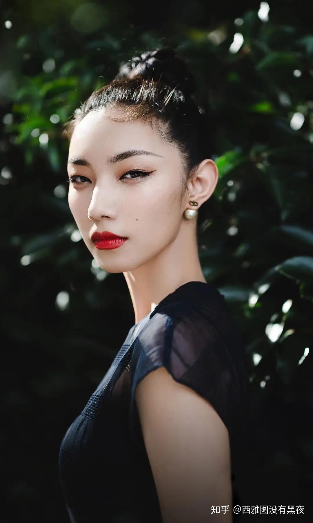 如何评价乌尔善封神中邓婵玉的扮演者蒙古族演员那尔那茜的长相