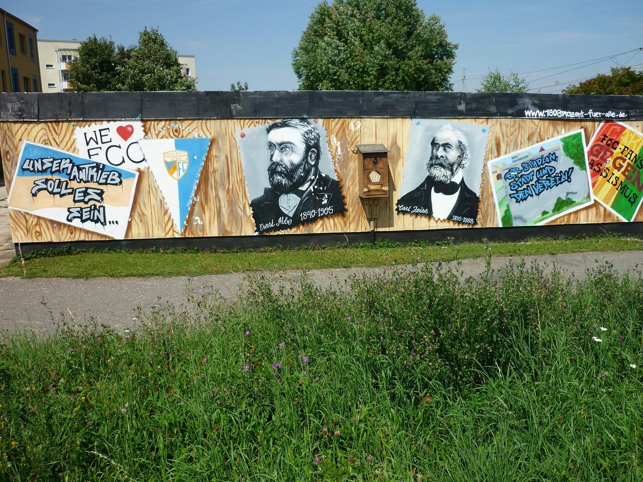 墙上挂画打孔多少钱