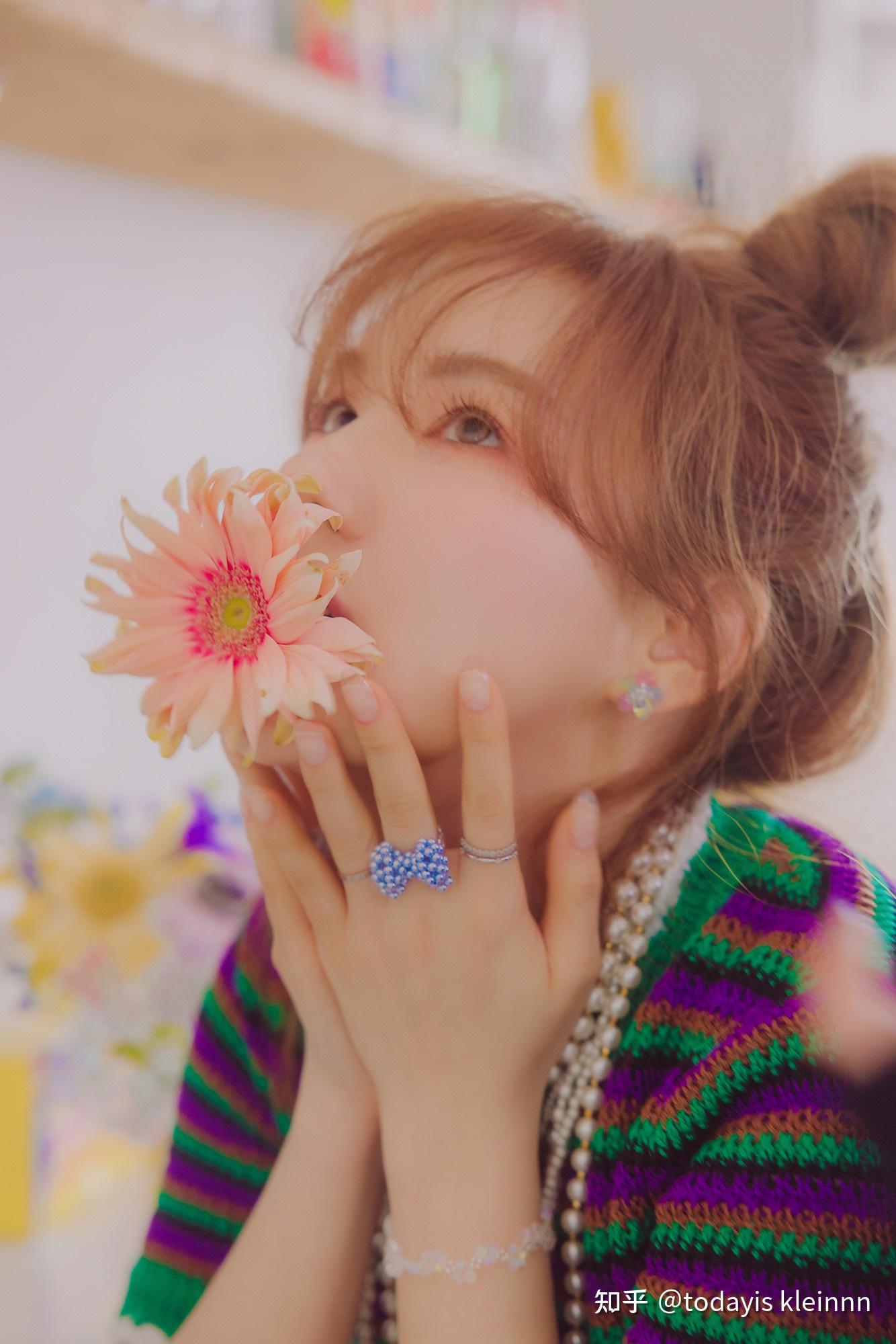 如何评价wendy(孙承欢)的首张个人迷你专辑《like water》及其mv?