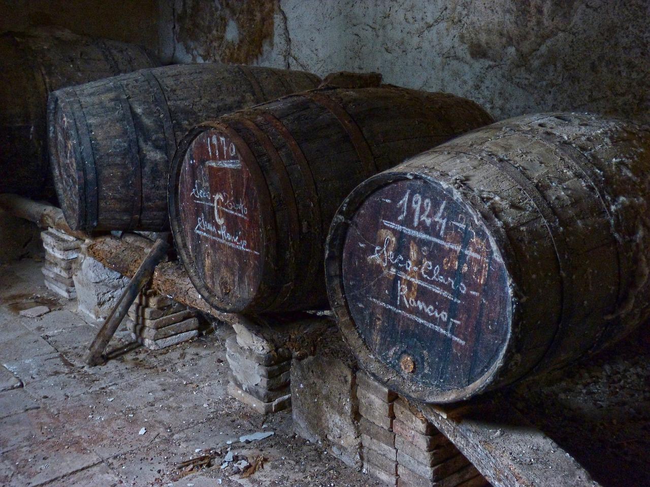 2. 密封胶条加固