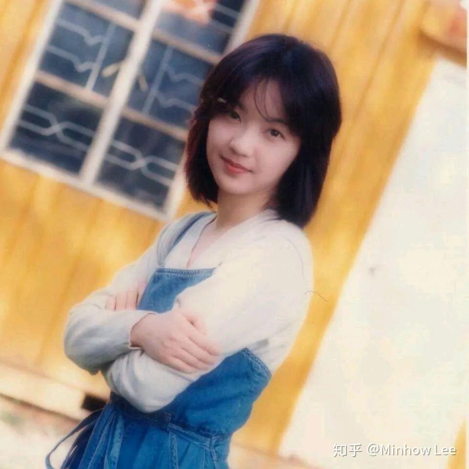 你们认为陈慧娴最好看的照片是哪一张