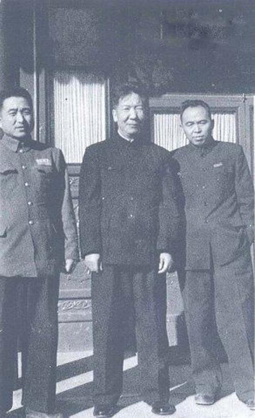 1955年授衔时,东北抗联总司令周保中,为何没有被授任何军衔? - 知乎