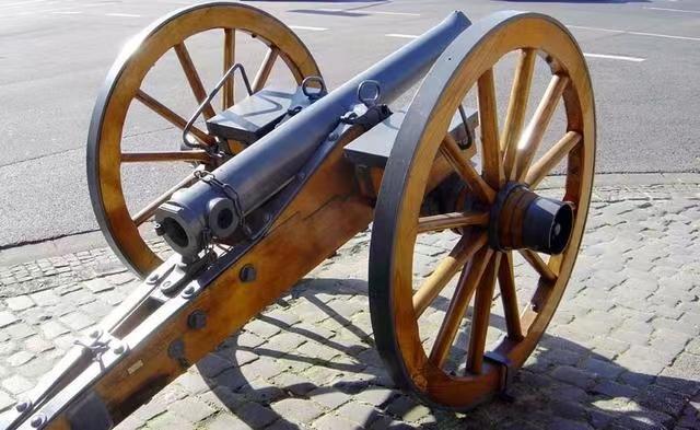 清军装备的德国克虏伯大炮