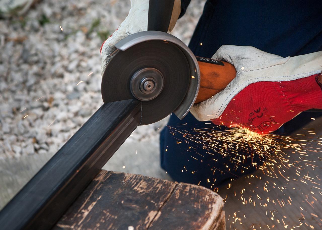 3. 钢球市场吨价