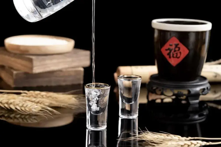 散酒，能否接住年轻人“微醺悦己”这杯酒？ - 知乎