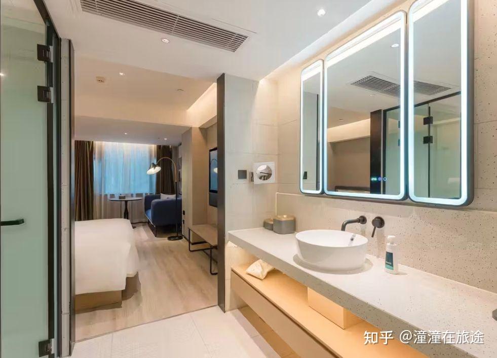 亚朵酒店是三星级酒店、中端酒店吗? - 知乎