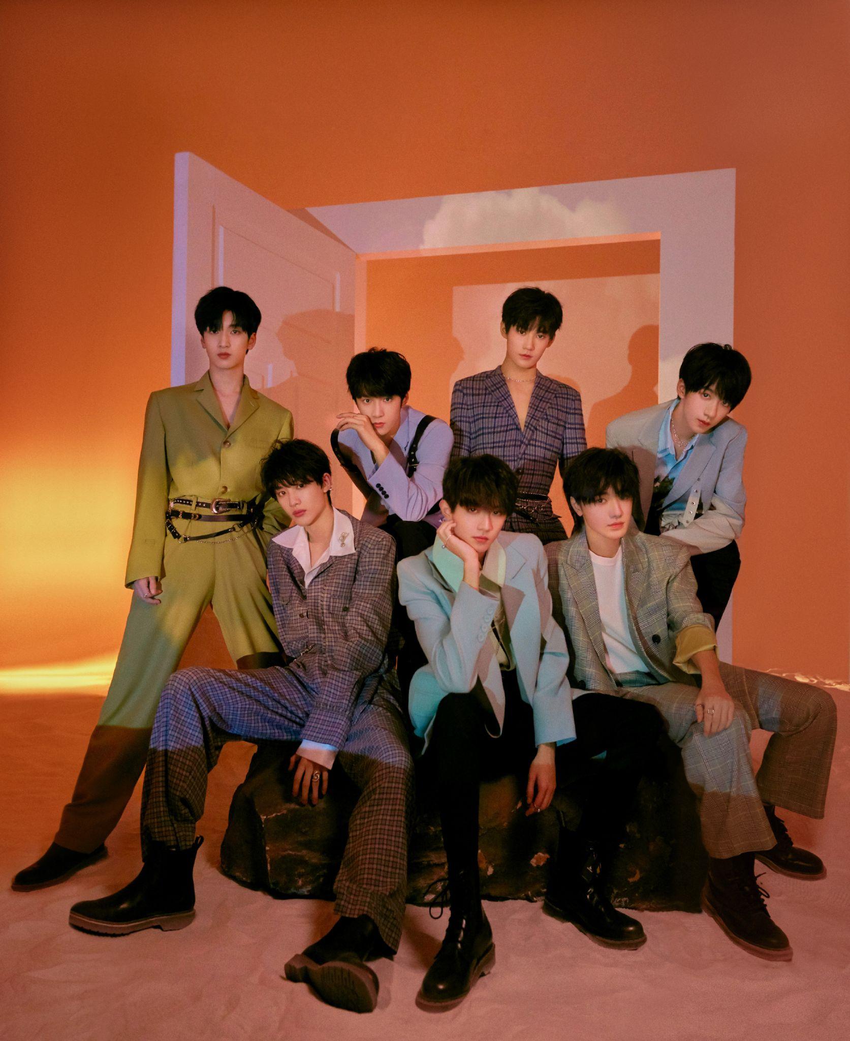 可以分享你手机里时代少年团的团体照吗