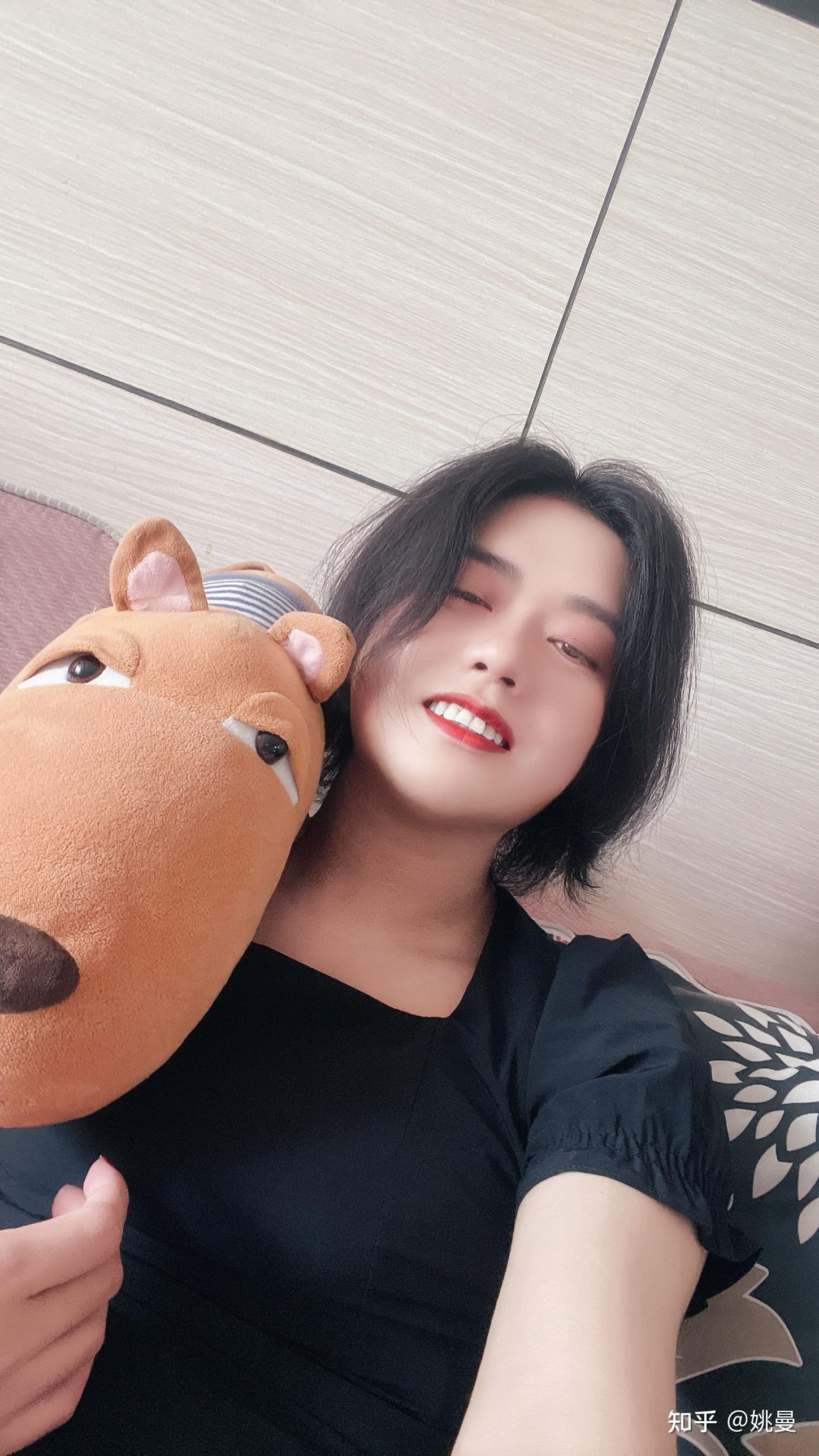 长发男生穿女装是一种怎样的体验? - 知乎