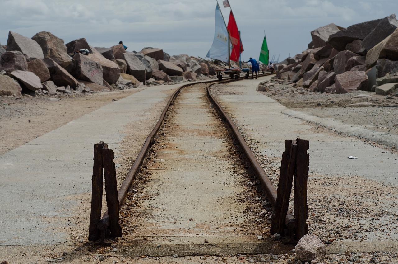 抽屉滑轨如何选用