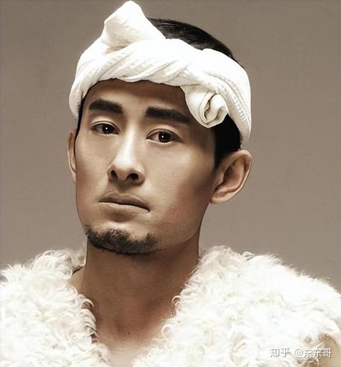 如何评价烧伤超人阿宝这个人