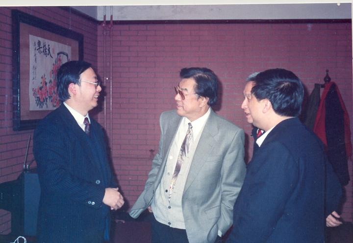 汇报工作时领导只是嗯啊，什么意思？ - 知乎