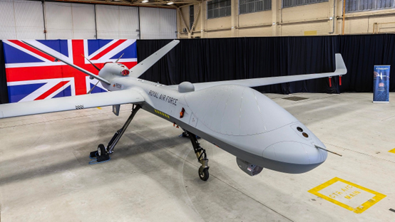 英国首架保护者无人机开始试航