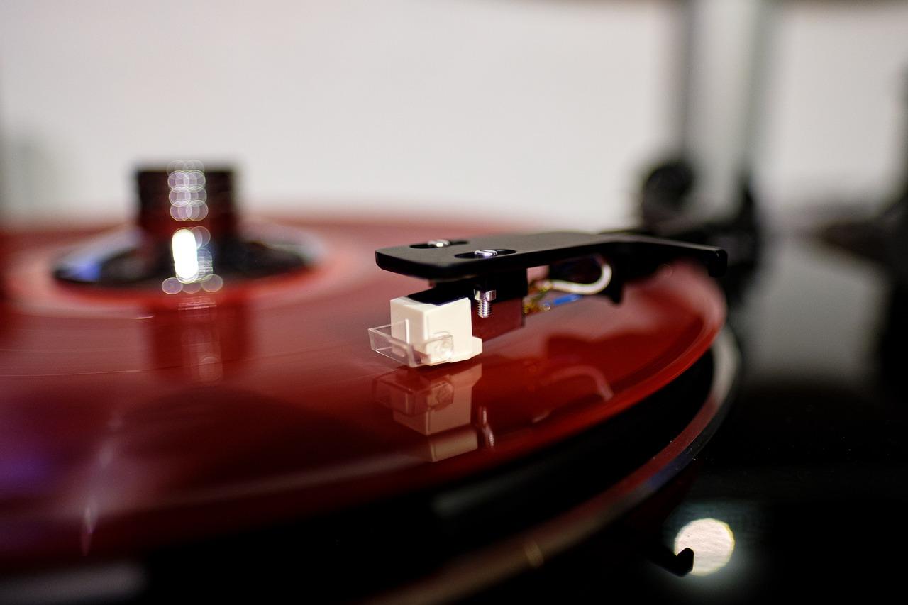 4. 电箱壳密封处理